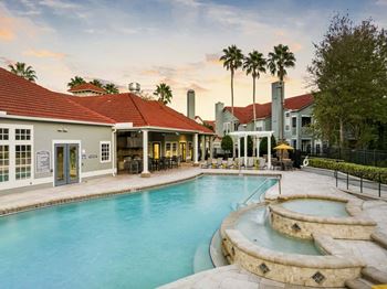 Pool - tampa apartments